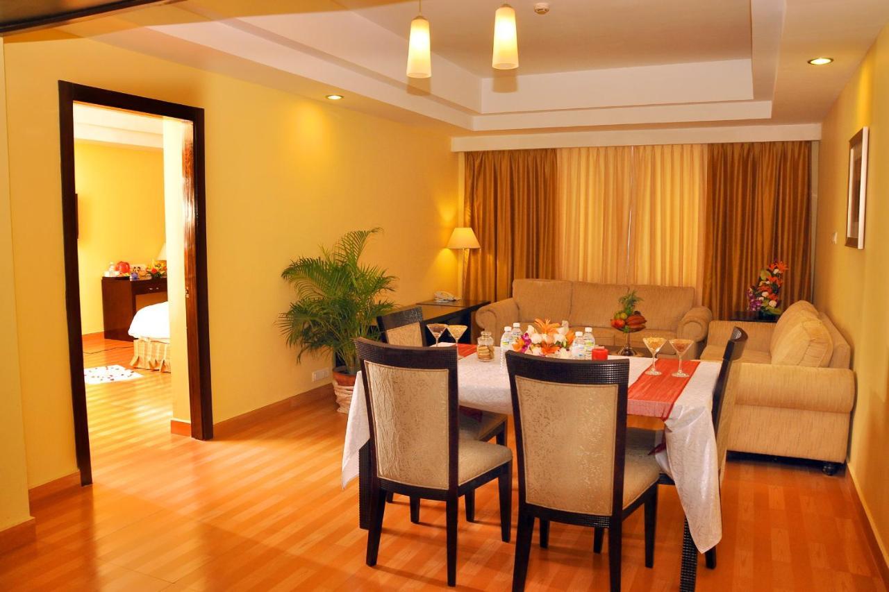 Gokulam Park Sabari-Siruseri Sipcot Chennai Exterior photo