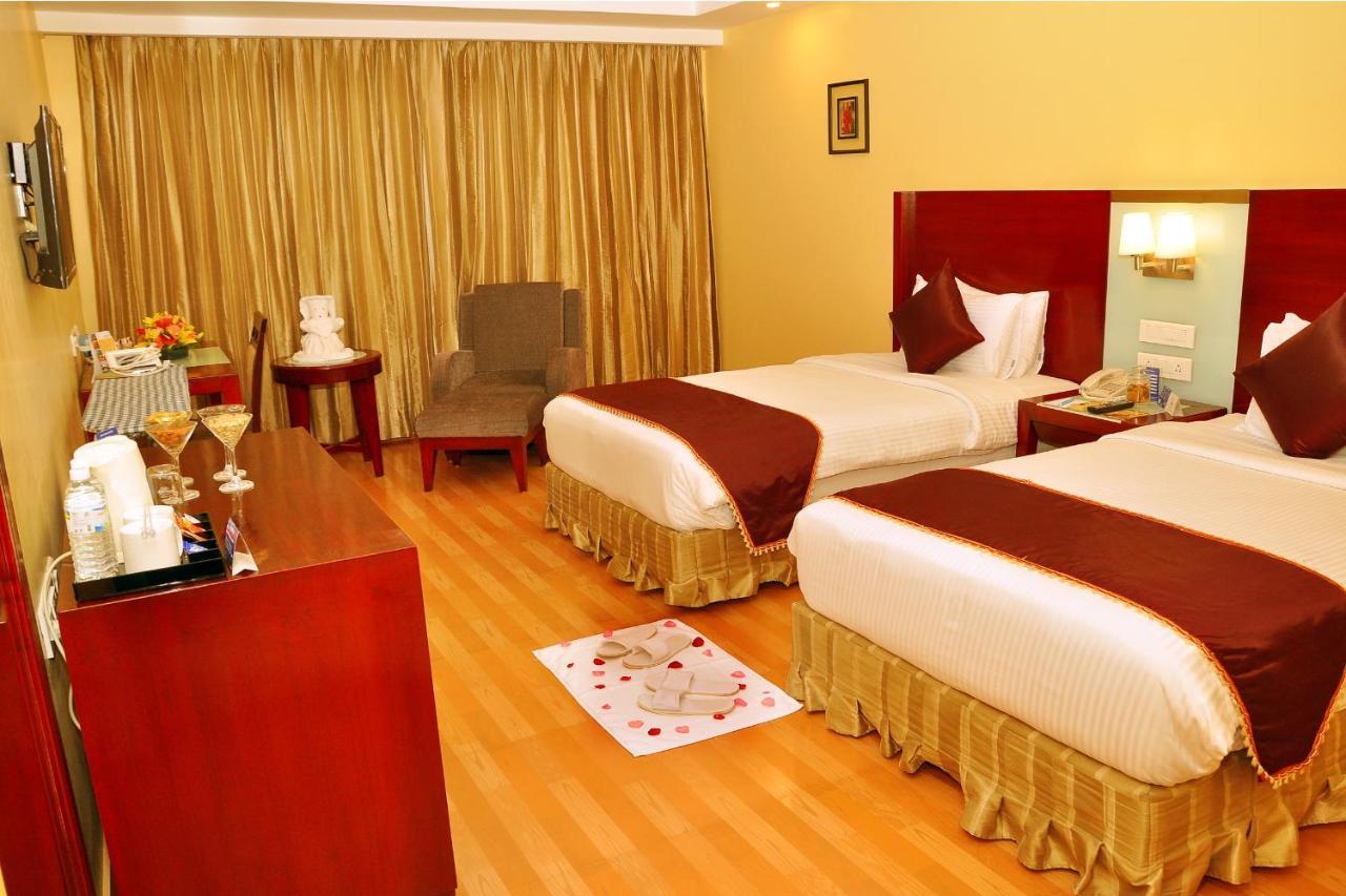 Gokulam Park Sabari-Siruseri Sipcot Chennai Exterior photo